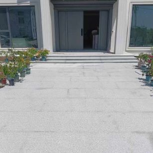 淮安 芝麻白花岗岩地铺石地面铺装