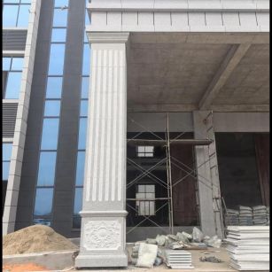 淮安 芝麻白光面花岗岩门楼大柱（罗马柱）配雕花底座