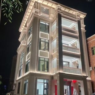 淮安 芝麻白花岗岩别墅外墙夜间效果