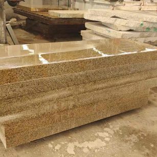 淮安 黄金麻栏杆料半成品加工中