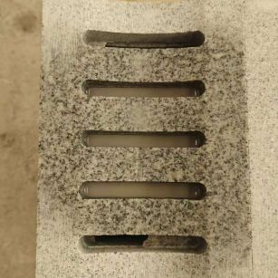 淮安 芝麻白拉丝面花岗岩U型开槽排水槽