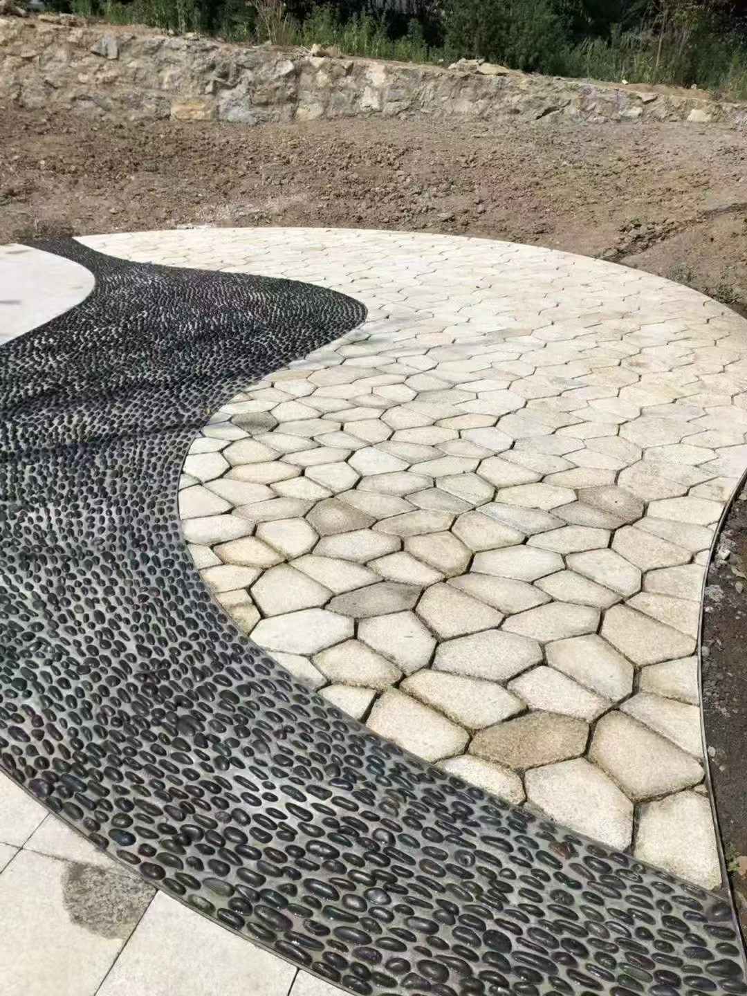 淮安 黄金麻冰裂纹地铺石工地铺装案例