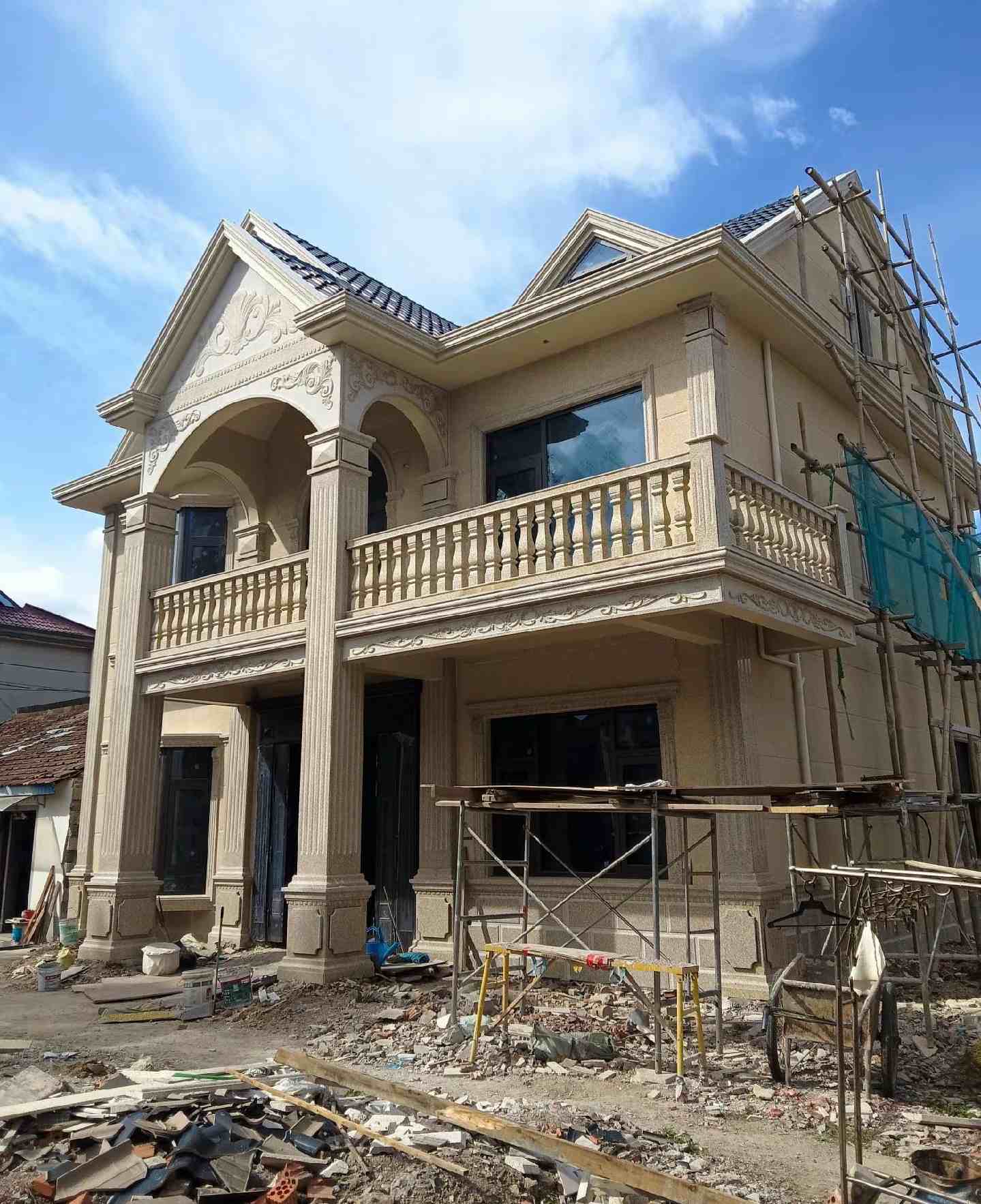 淮安 黄金麻花岗岩石材私人别墅雕花门楼柱阳台栏杆