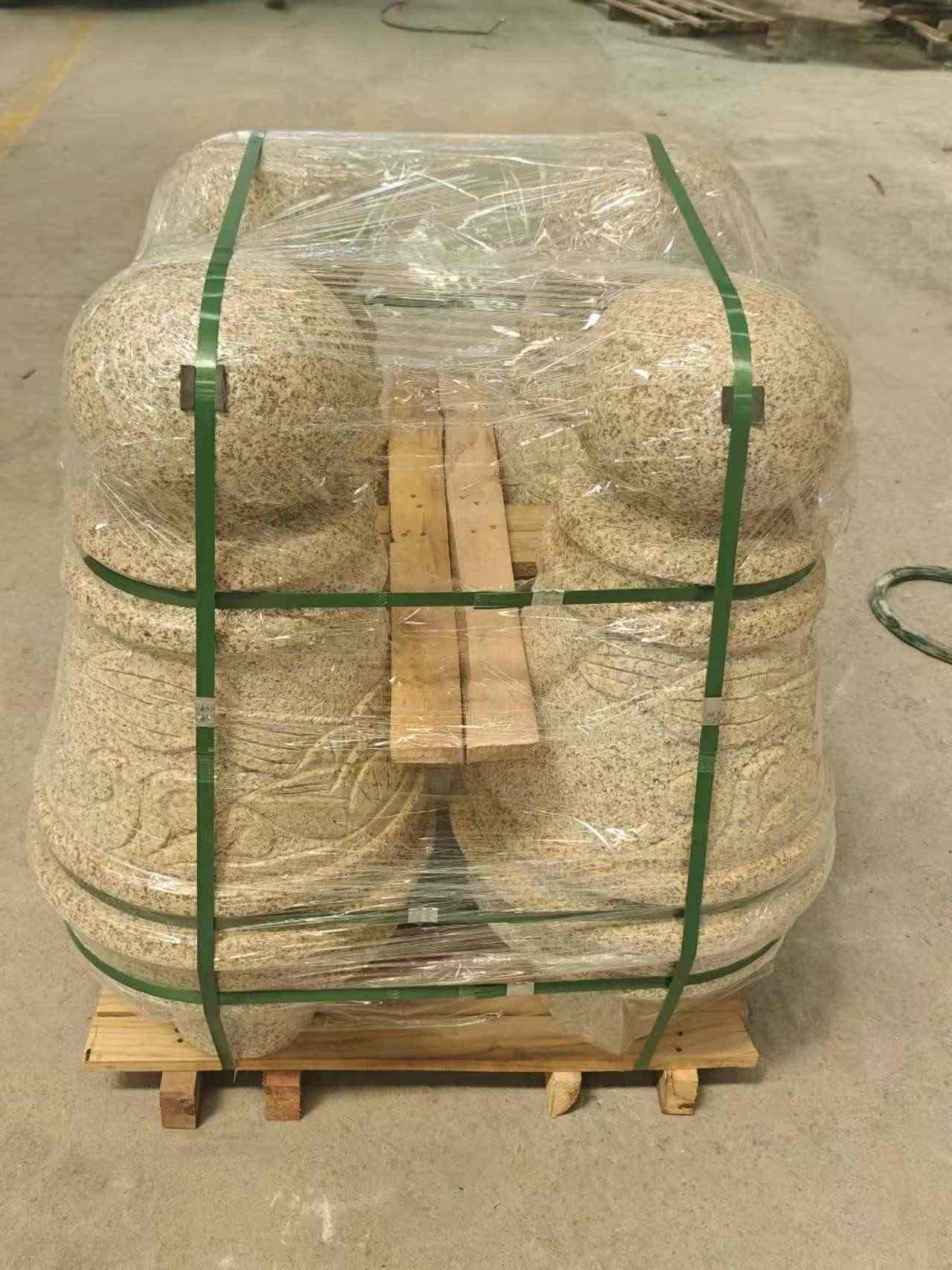 淮安 黄金麻异形定制雕花——棒棒糖挡车柱