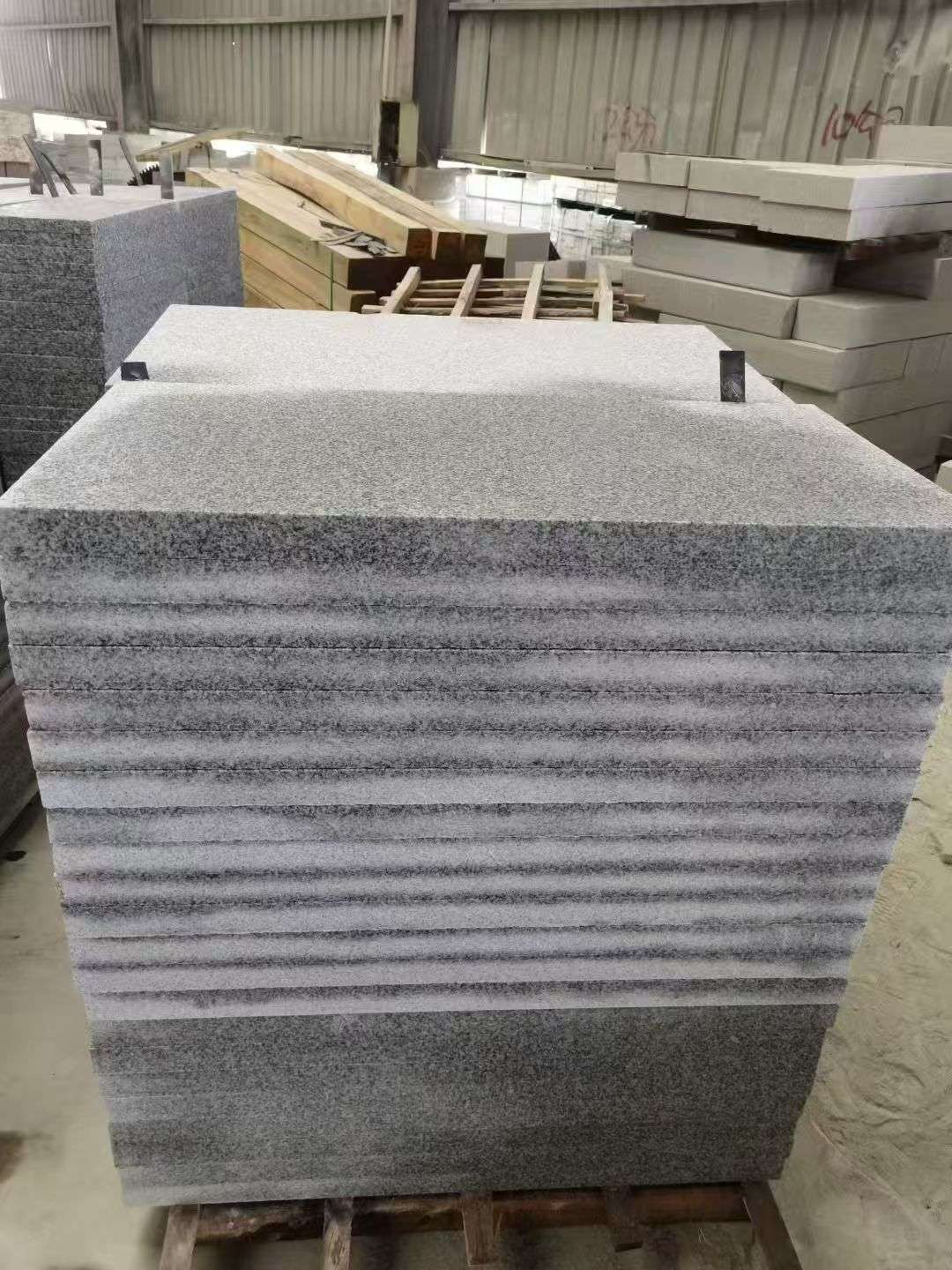 淮安 芝麻白5公分火烧地铺成品，900*400，规格可定制