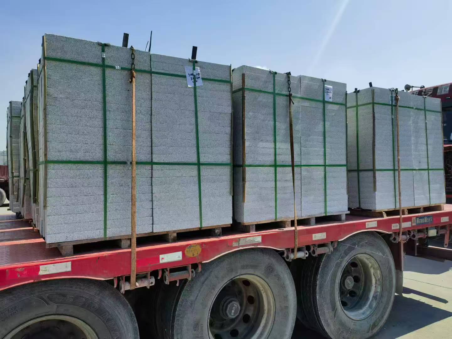 淮安芝麻白花岗岩出货日常地铺石