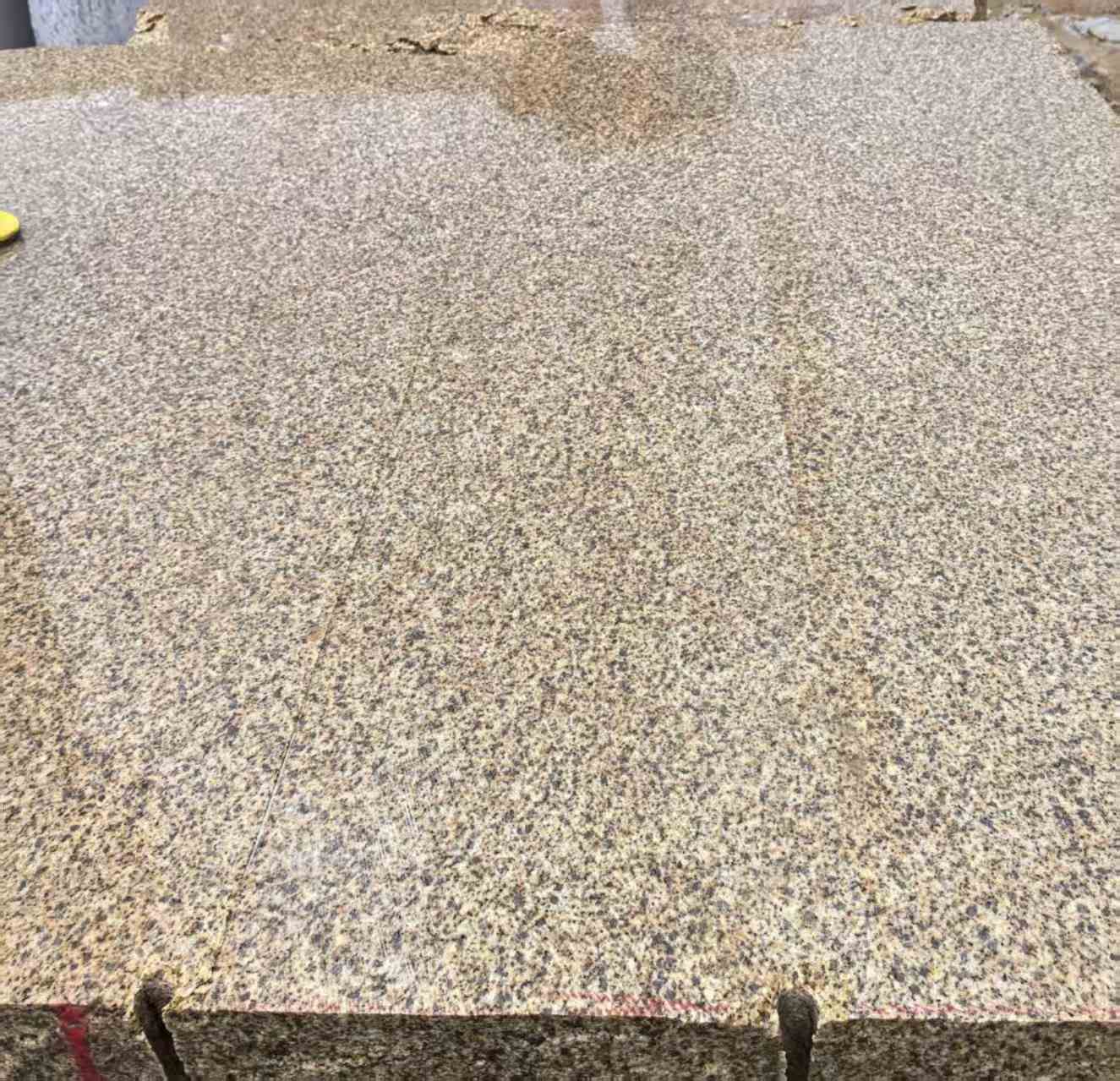 淮安 黄金麻花岗岩石材方料