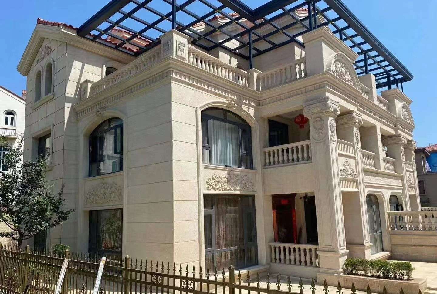 淮安 黄金麻花岗岩荔枝面别墅外墙干挂