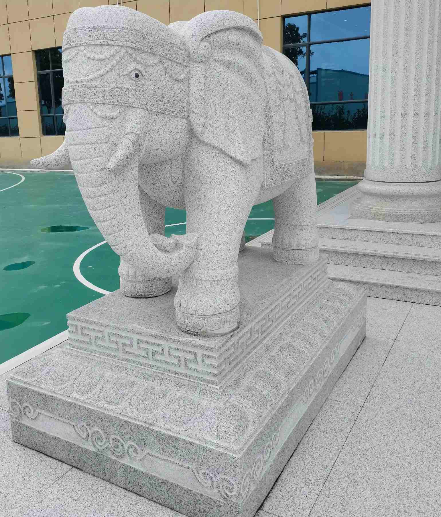 淮安 白麻花岗岩动物异形石雕-大象