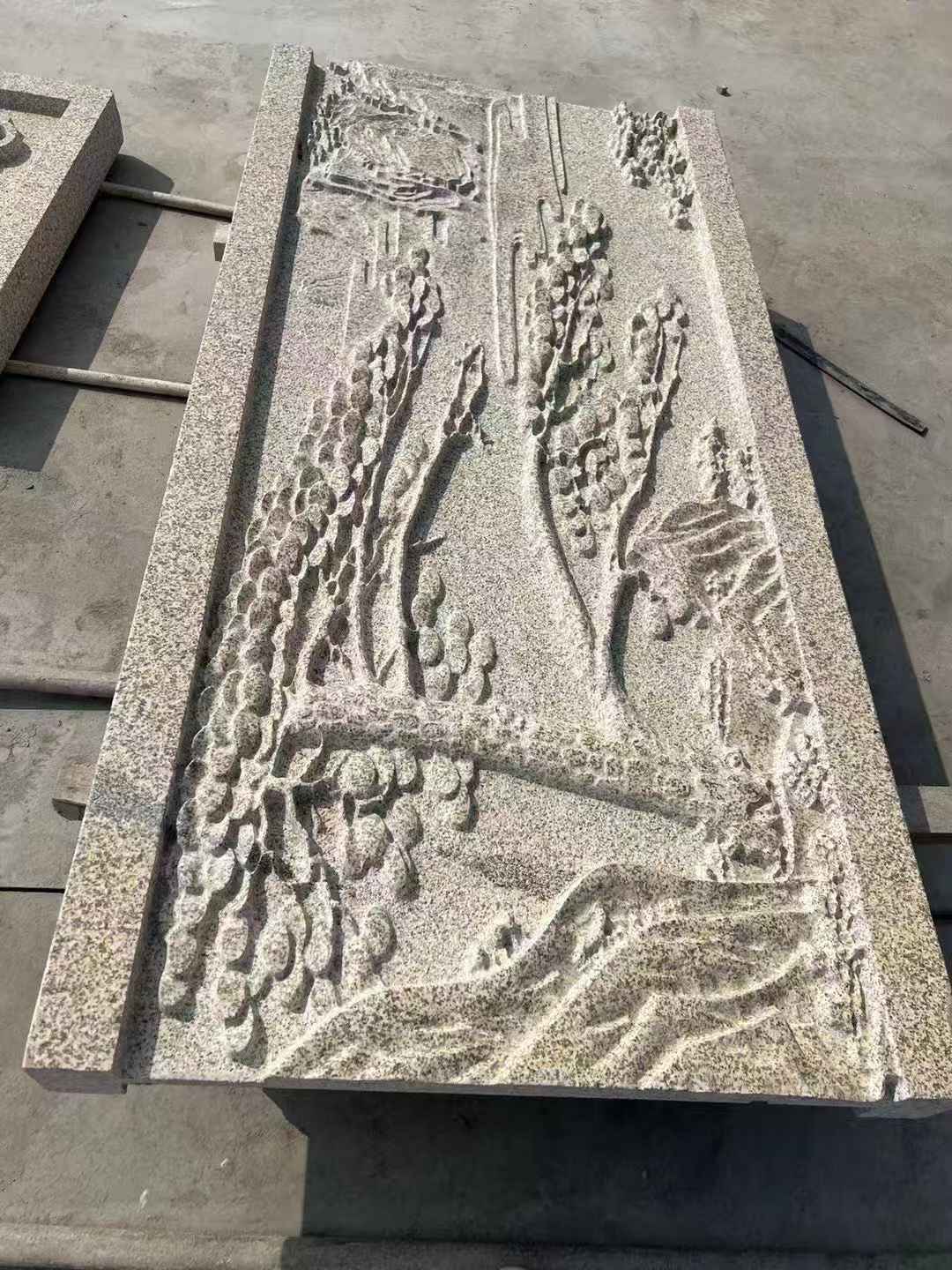 淮安 黄金麻雕刻板浮雕迎客松